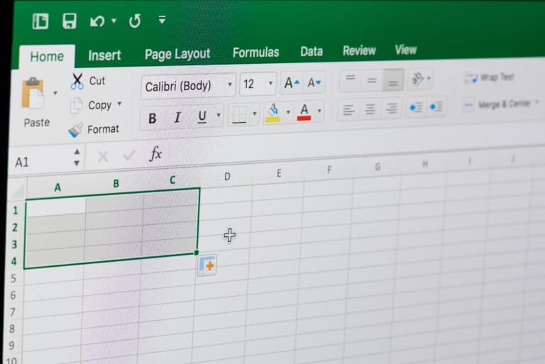 Quick Analysis Tool Excel: How to Use It for Data Analysis (2022)